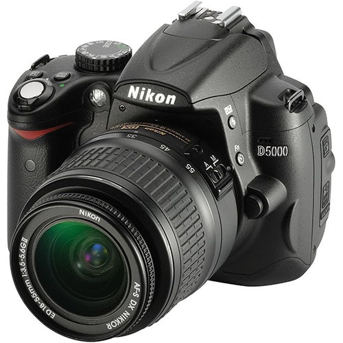 📸 Nikon D5000 with 18–55mm Lens – DSLR Camera Kit Condition: Used